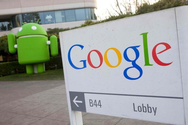 Пользователи столкнулись со сбоями в работе Google